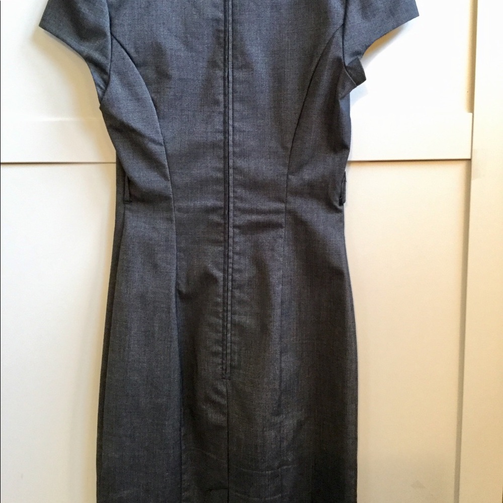 Grey dress cap sleeves - Picture 3 of 7